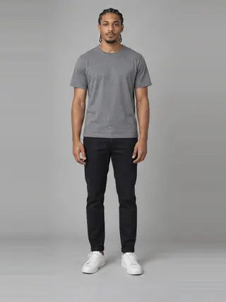 Marcus, an Aaina AI studio model: Man, 25 · Black · Slim