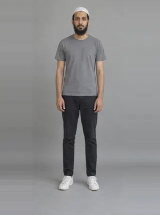 Yusuf, an Aaina AI studio model: Man, 33 · South Asian · Slim