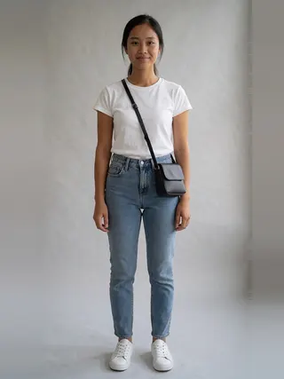 Maya, an Aaina AI studio model: Woman, 28 · Southeast Asian · Slim