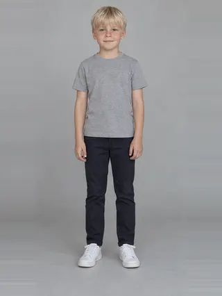 Axel, an Aaina AI studio model: Boy, 7 · White · Slim