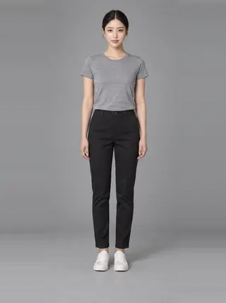 Seo-yeon, an Aaina AI studio model: Woman, 25 · East Asian · Slim