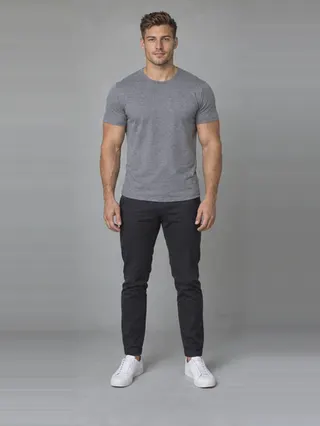 Tyler, an Aaina AI studio model: Man, 27 · White · Athletic