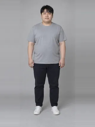 Dong-hyun, an Aaina AI studio model: Man, 32 · East Asian · Plus size