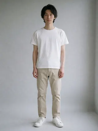 Kenji, an Aaina AI studio model: Man, 28 · East Asian · Slim