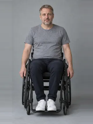Jürgen, an Aaina AI studio model: Man, 45 · White · Average