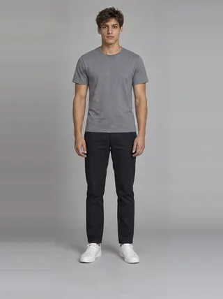 Mattia, an Aaina AI studio model: Man, 20 · White · Slim