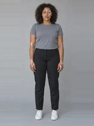 Maya-Rose, an Aaina AI studio model: Woman, 28 · Multiracial · Average