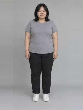 Thu, an Aaina AI studio model: Woman, 33 · Southeast Asian · Plus size