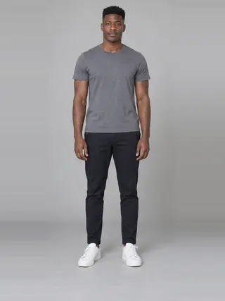 Darnell, an Aaina AI studio model: Man, 26 · Black · Athletic