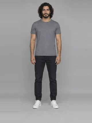 Rami, an Aaina AI studio model: Man, 27 · Middle Eastern · Slim